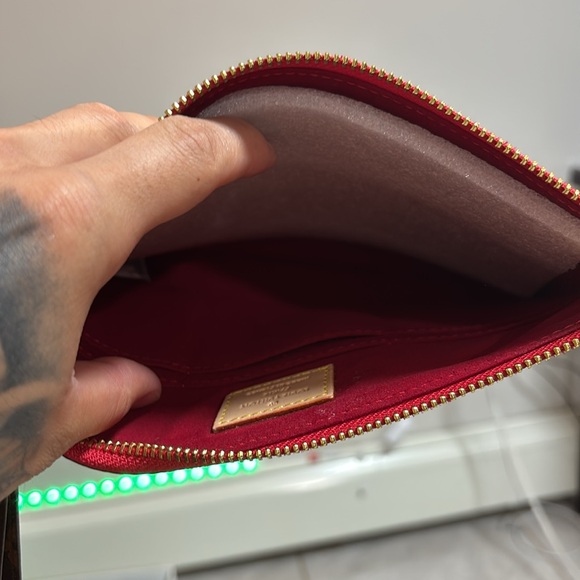 Wallets - Picture 2 of 3